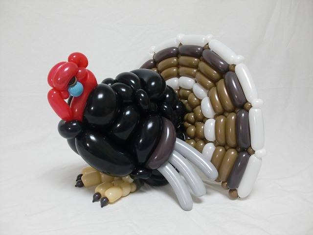 Masayoshi Matsumoto consegue transformar simples balões em arte. Olha só quanta escultura linda!