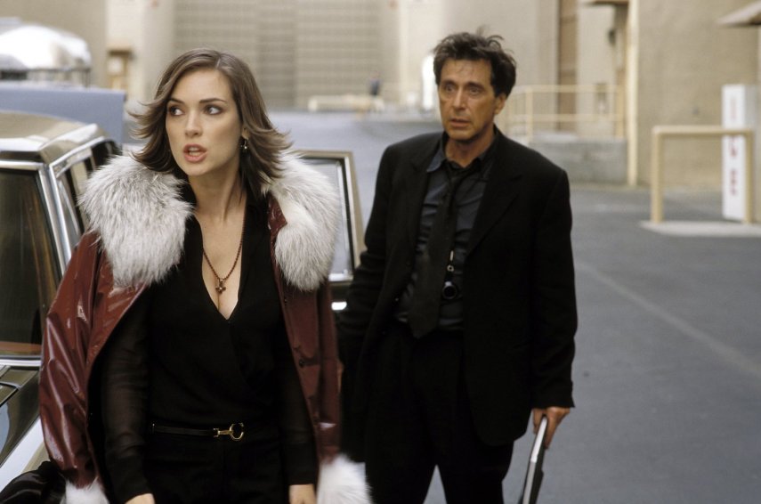 Winona Ryder em 'Simone', em 2002, com Al Pacino
