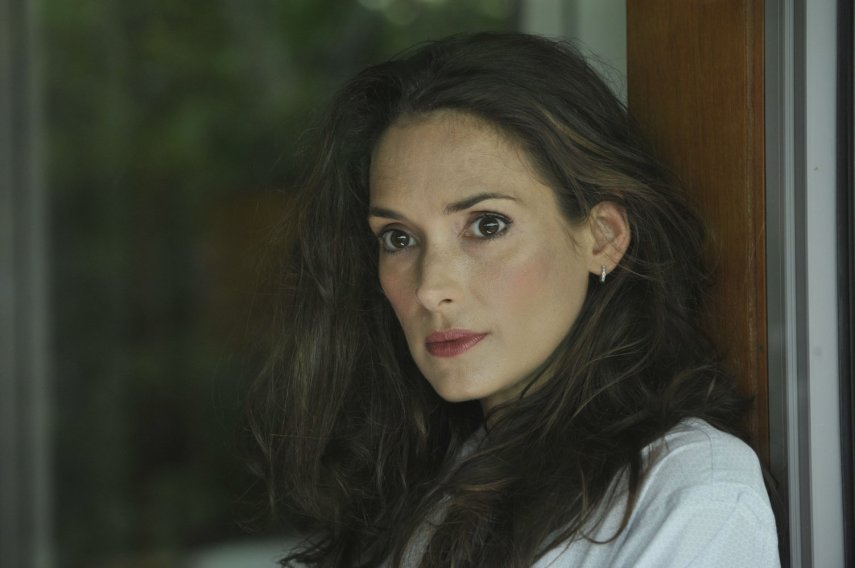 Winona Ryder em 'Caribe: A Trajetória de Worricker', em 2014
