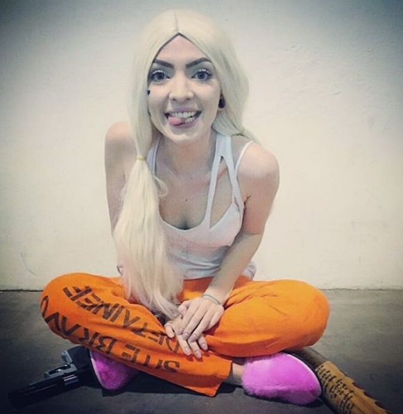 Claudia Vasconcelos, mais conhecida como Heykro, é cosplayer