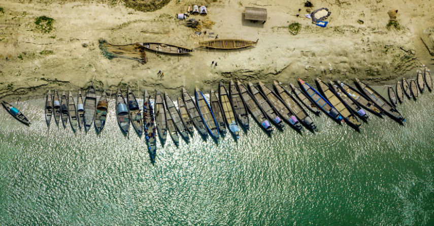 Shamim Shorif Susom é um piloto de aviões e tem a fotografia como hobby