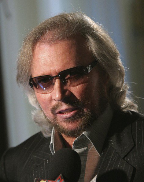 Barry Gibb, do Bee Gees