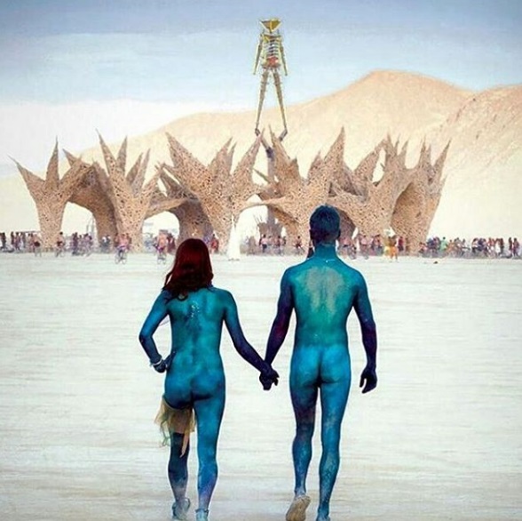 As cinzas de David Bowie teriam sido incineradas no festival Burning Man, maior evento da contracultura mundial