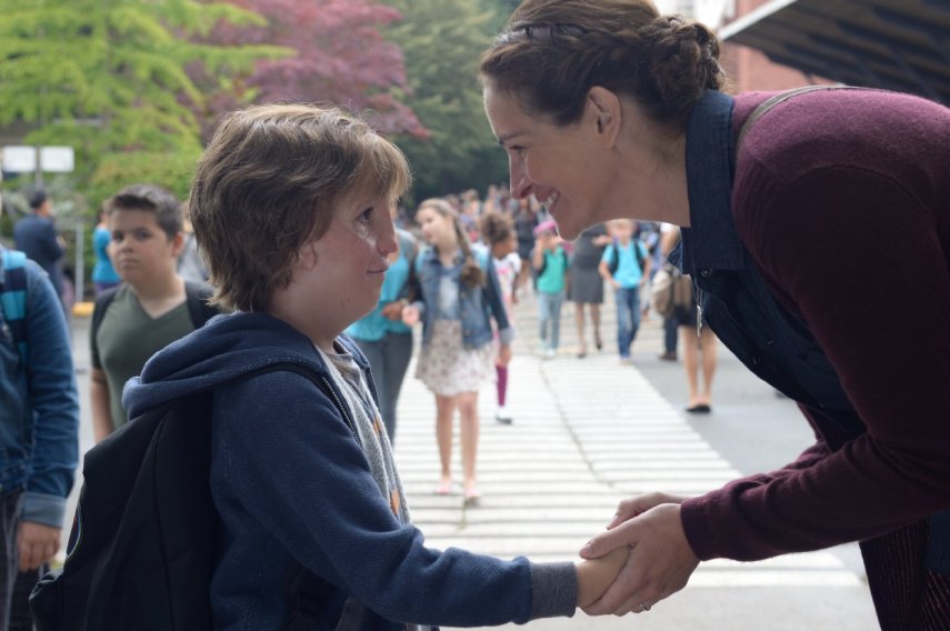 Julia Roberts será a mãe de Auggie (Jacob Tremblay) em 'Extraordinário'