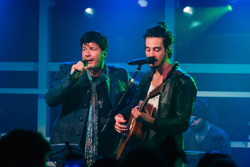 Paulo Ricardo e Tiago Iorc se apresentam na festa de lançamento do Virgula.Mix