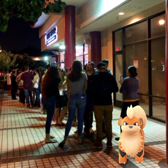 A loja tem ficado cheia por ser um pokéstop, de Pokémon Go