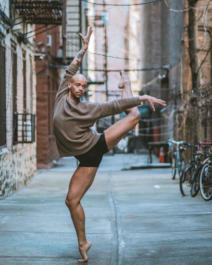 Fotógrafo Omar Roble faz série linda registrando bailarinos dançando em Manhattan