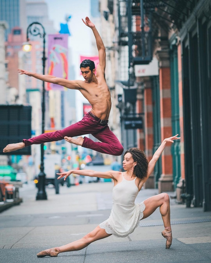 Fotógrafo Omar Roble faz série linda registrando bailarinos dançando em Manhattan