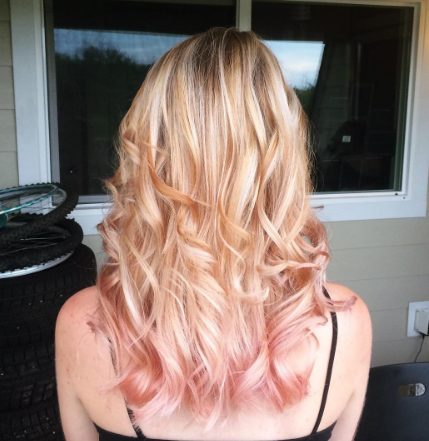 Rose gold é um tom rosa metálico que está fazendo sucesso entre as mulheres