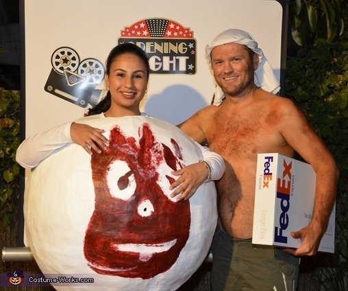 Aliás, o que dizer de casais que combinam fantasias no Halloween......... Você também se livrou dessa, meus parabéns!