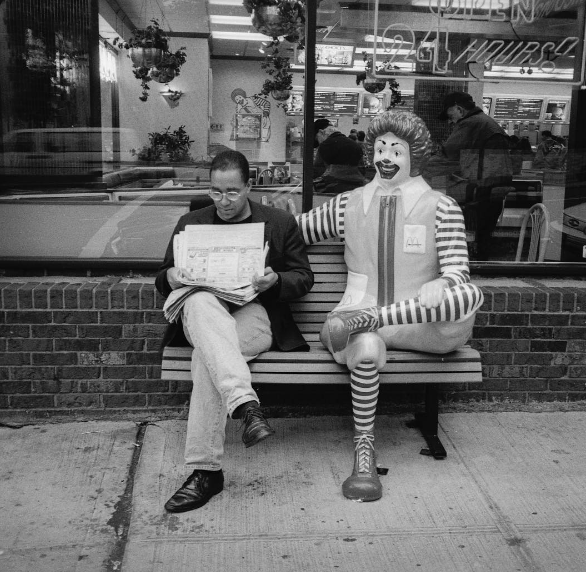Por 50 anos, Jill Freedman registrou a vida na cidade de Nova York