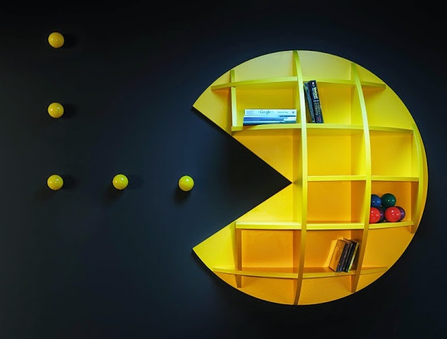Prateleira em formato de Pac-Man. Organizado e divertido!