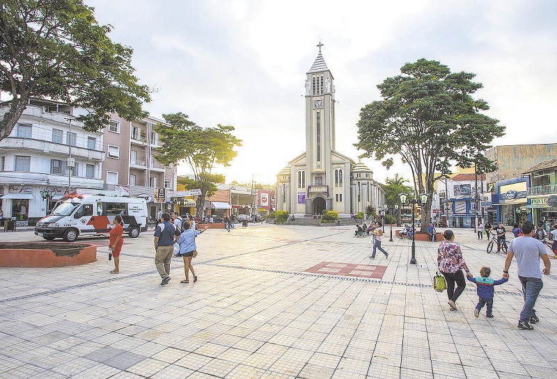 A cidade do vinho está longe de ser um município desconhecido de beira de estrada, mas para quem não conhece, ela está perto da Raposo Tavares, no caminho para Sorocaba