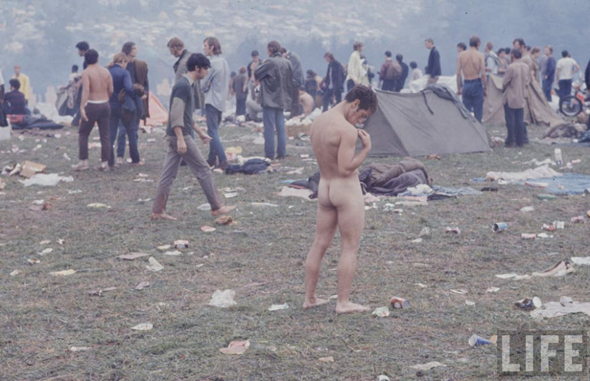 O site Bored Panda recuperou um ensaio que a extinta revista Life publicou sobre o lendário festival de Woodstock, nos Estados Unidos, em 1969