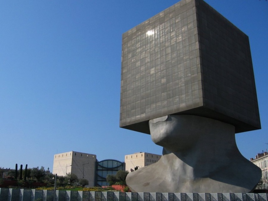 Construções que desafiam as leis da física
