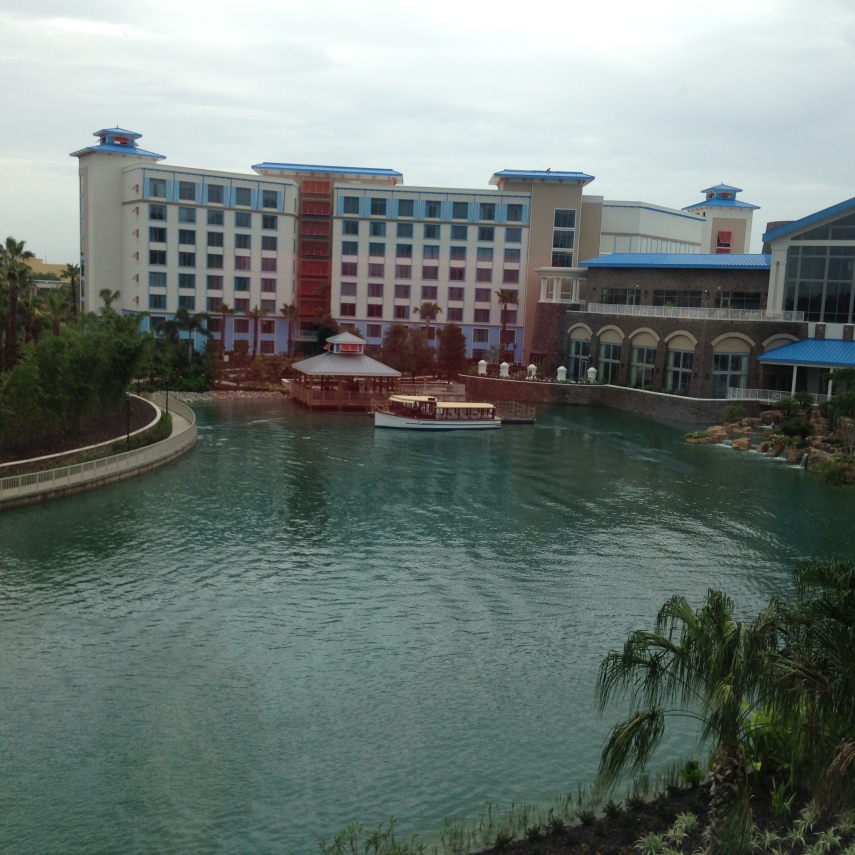 Vista do quarto do hotel Loews Sapphire Falls Resort