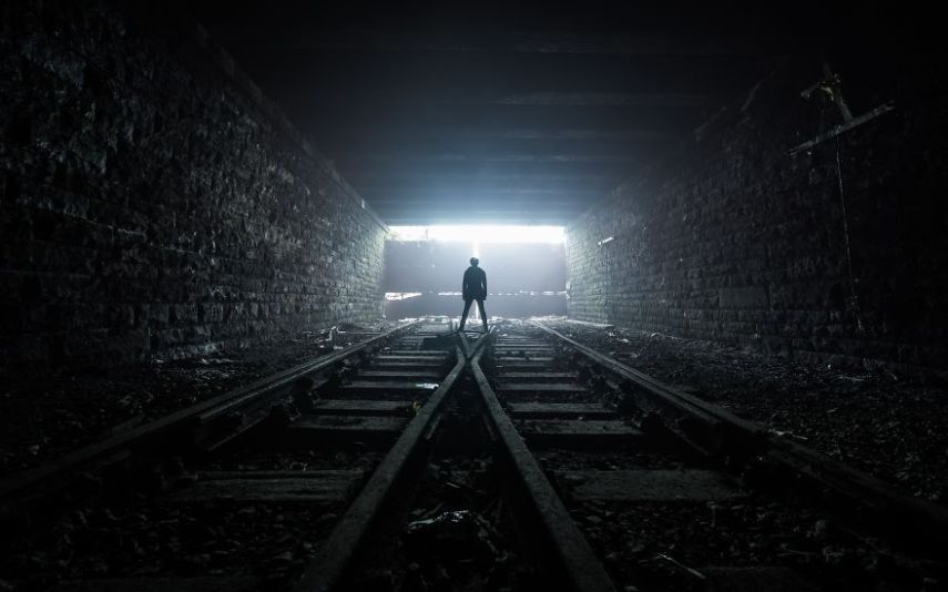 O fotógrafo inglês Simon Yeung é o dono do conta de Instagram @irnmonkey, que reúne lugares incríveis e abandonados