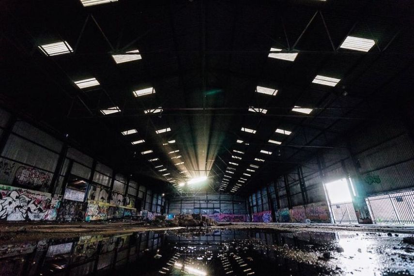 O fotógrafo inglês Simon Yeung é o dono do conta de Instagram @irnmonkey, que reúne lugares incríveis e abandonados