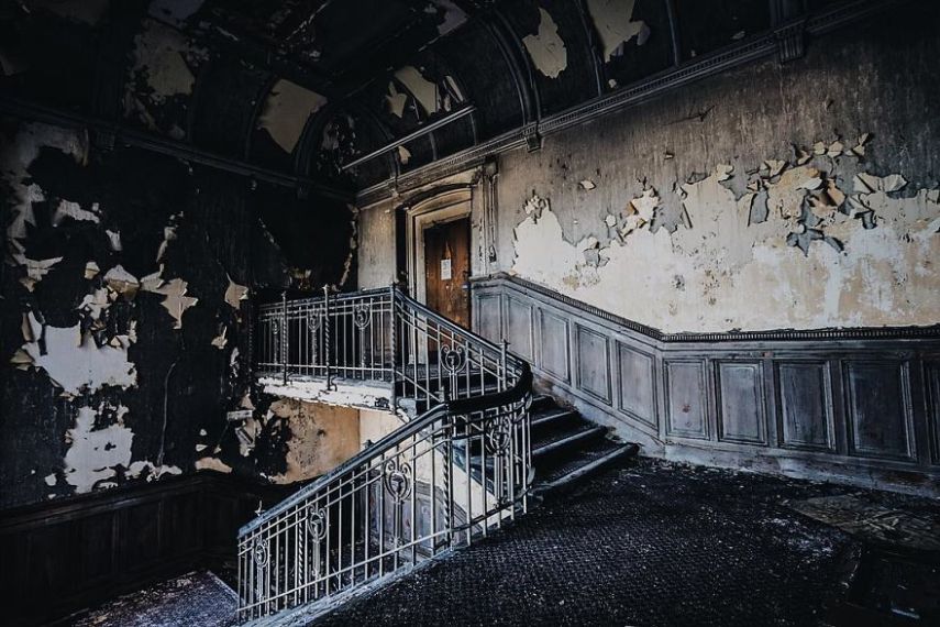 O fotógrafo inglês Simon Yeung é o dono do conta de Instagram @irnmonkey, que reúne lugares incríveis e abandonados