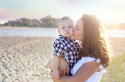 Projeto nos Estados Unidos reúne fotógrafos voluntários para registrar momentos divertidos entre crianças em tratamento contra o câncer e suas famílias. Lindo! <3