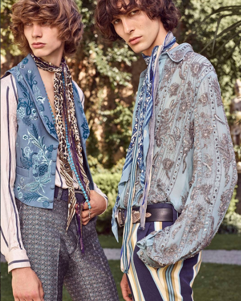 Camisa com floral discreto da Roberto Cavalli