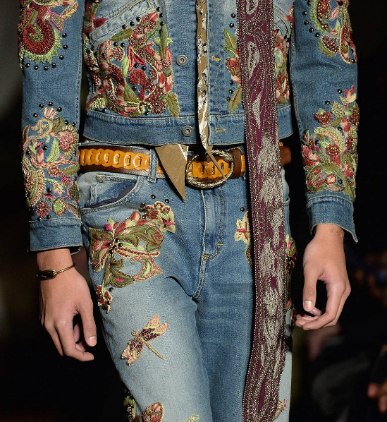 Mais um look floral masculino de Roberto Cavalli