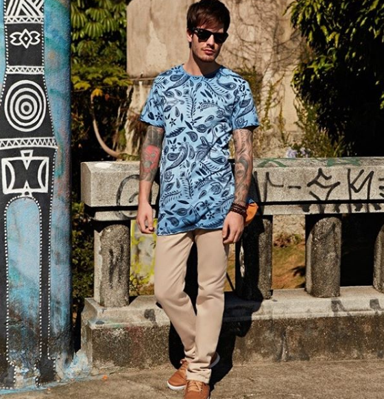 Camiseta da rede de fast fashion C&A