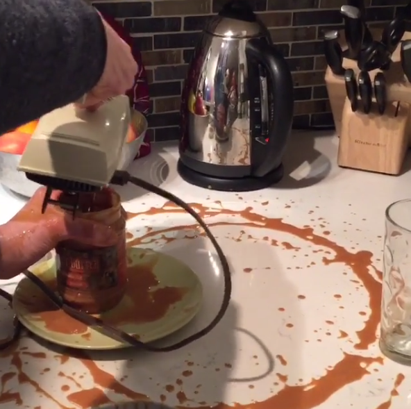 Estas fotos mostram que cozinhar não é o rolê ideal para algumas pessoas