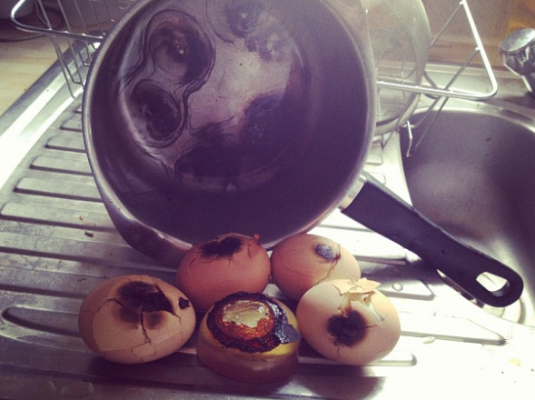 Estas fotos mostram que cozinhar não é o rolê ideal para algumas pessoas