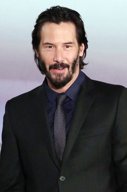 O ator Keanu Reeves disse ter medo da escuridão. Segundo Freud, esta ansiedade chama-se nictofobia e é caracterizada como medo mórbido da noite.