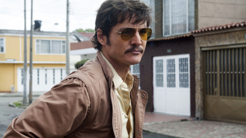 O ator chileno conquistou a todos com sua breve   participação como Oberyn em Game of Thrones. Em Narcos ele estrela como Javier Peña,   companheiro de Murphy, o policial encarregado de caçar Pablo Escobar. A gente só torce para o que o seu fim seja um pouco mais feliz do que o do personagem de Game of Thrones.