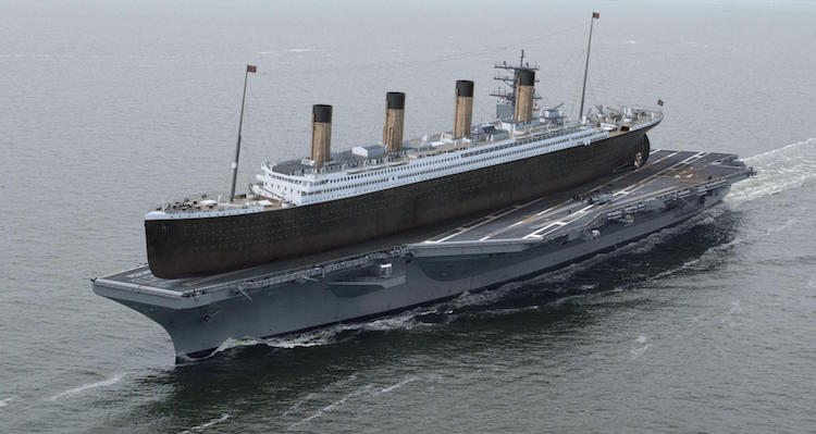 O Titanic, o maior navio já construído, é quase do mesmo tamanho do porta aviões marítimo USS Ronald Reagan.