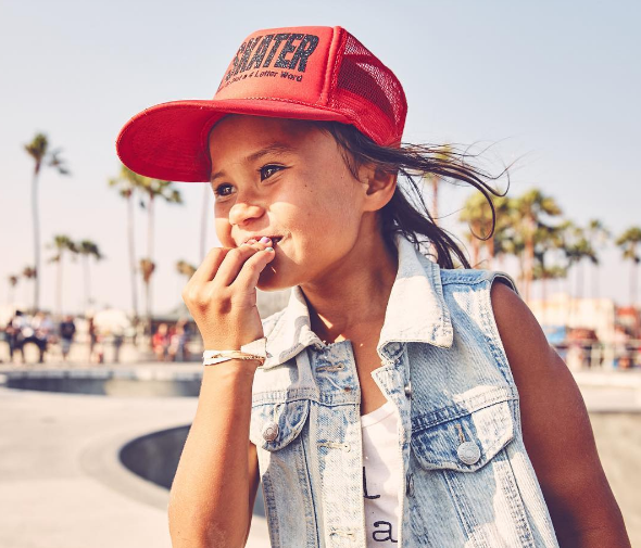 OS irmãos Sky, de oito anos, e Ocean, de cinco, fazem sucesso na internet e na TV americana com manobras radicais de skate