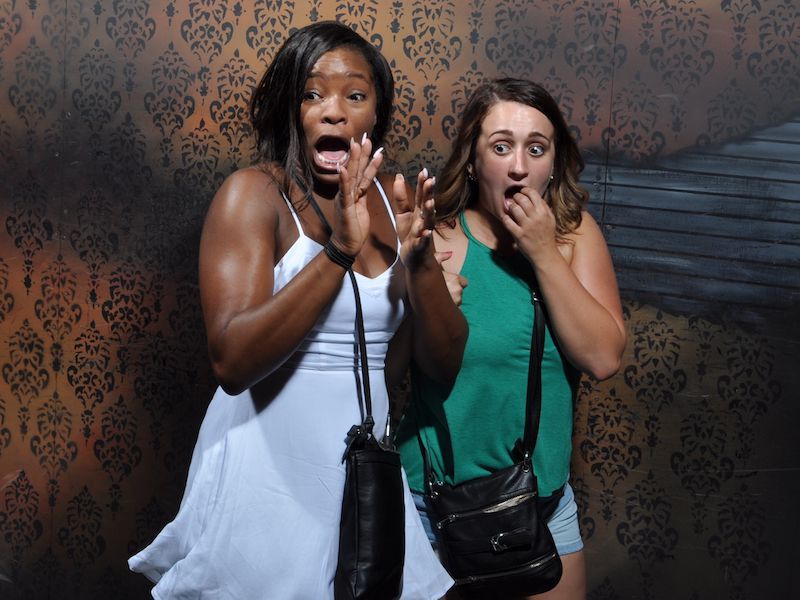 Casa do terror Nightmares Fear Factory, em Ontario, no Canadá, deixou estas pessoas assim!