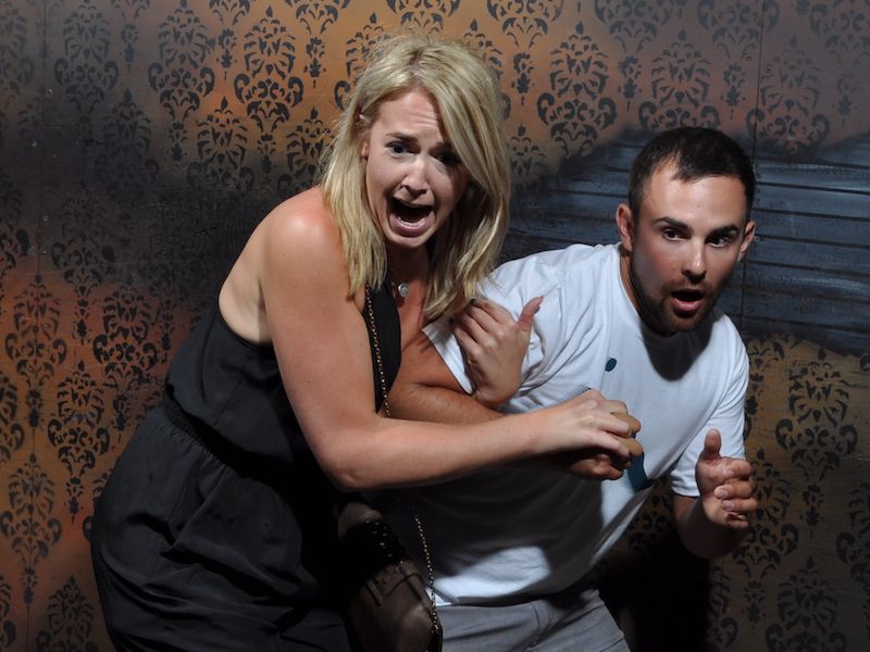 Casa do terror Nightmares Fear Factory, em Ontario, no Canadá, deixou estas pessoas assim!