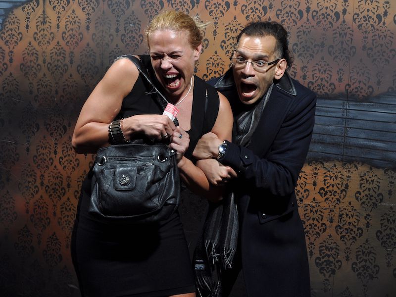 Casa do terror Nightmares Fear Factory, em Ontario, no Canadá, deixou estas pessoas assim!