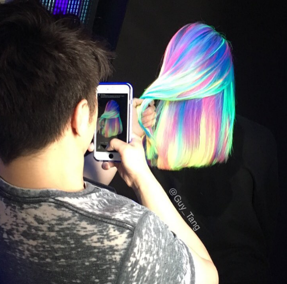 O americano Guy Tang faz sucesso nas redes sociais com criações de tinturas incríveis para os cabelos. E aí, tem coragem de colorir os fios assim?