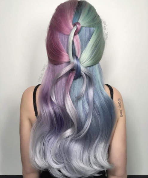 O americano Guy Tang faz sucesso nas redes sociais com criações de tinturas incríveis para os cabelos. E aí, tem coragem de colorir os fios assim?