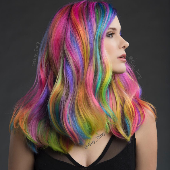 O americano Guy Tang faz sucesso nas redes sociais com criações de tinturas incríveis para os cabelos. E aí, tem coragem de colorir os fios assim?