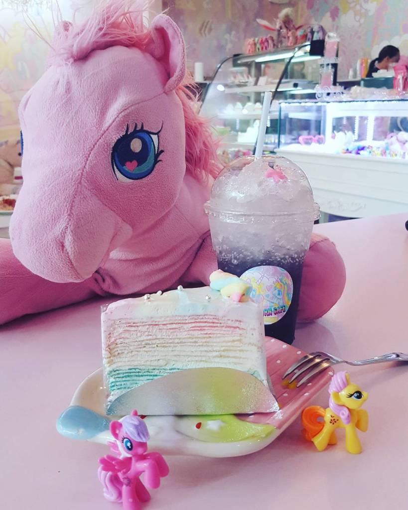 O Unicorn Cafe fica em um distrito de Bangcoc, na Tailândia