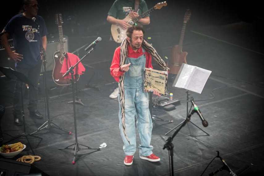 Tom Zé no lançamento de 'Canções Eróticas de Ninar'