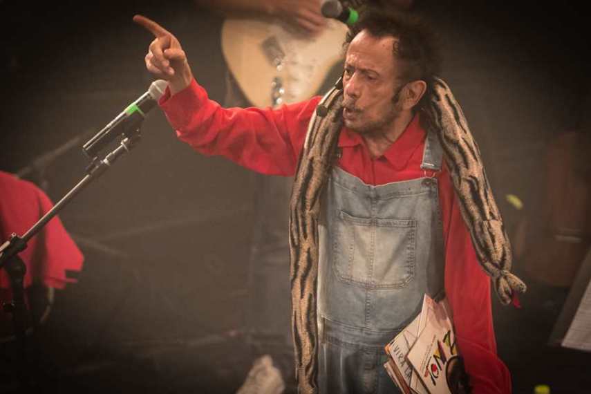 Tom Zé no lançamento de 'Canções Eróticas de Ninar'