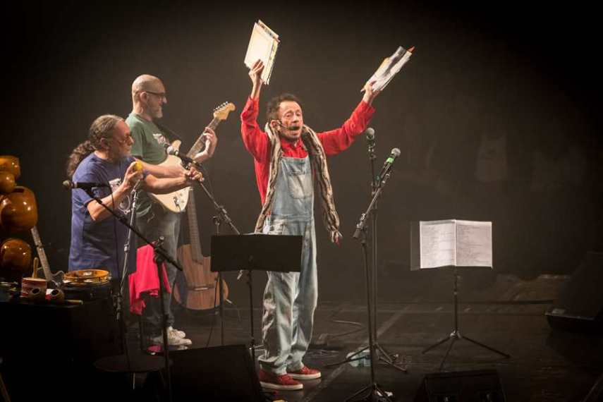 Tom Zé no lançamento de 'Canções Eróticas de Ninar'
