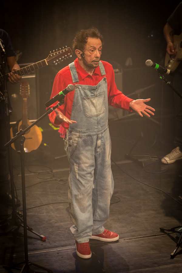 Tom Zé no lançamento de 'Canções Eróticas de Ninar'