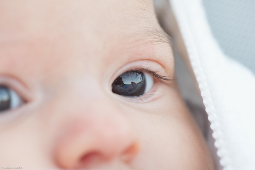 Foto de Rafael Ansaloni, que registrou visão de mundo da filha, Luiza