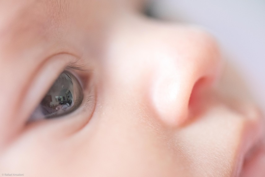 Foto de Rafael Ansaloni, que registrou visão de mundo da filha, Luiza