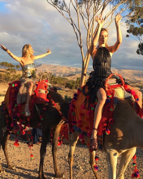 Dianna Agron realizou o sonho de muita gente ao fazer um incrível destination wedding no Marrocos