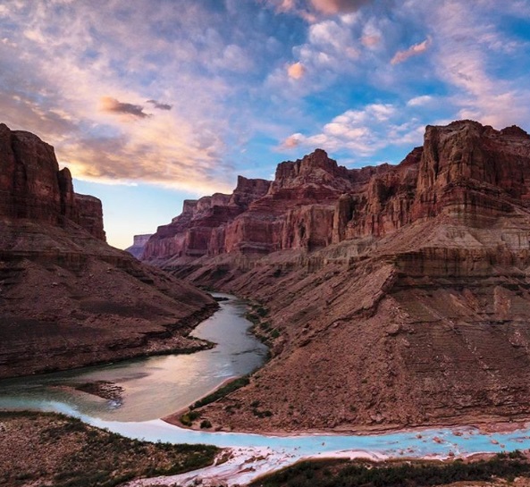 O americano Chris Burkard arrasa com fotos de viagens no Instagram e dá dicas para turbinar o perfil e deixar os cliques mais bonitos
