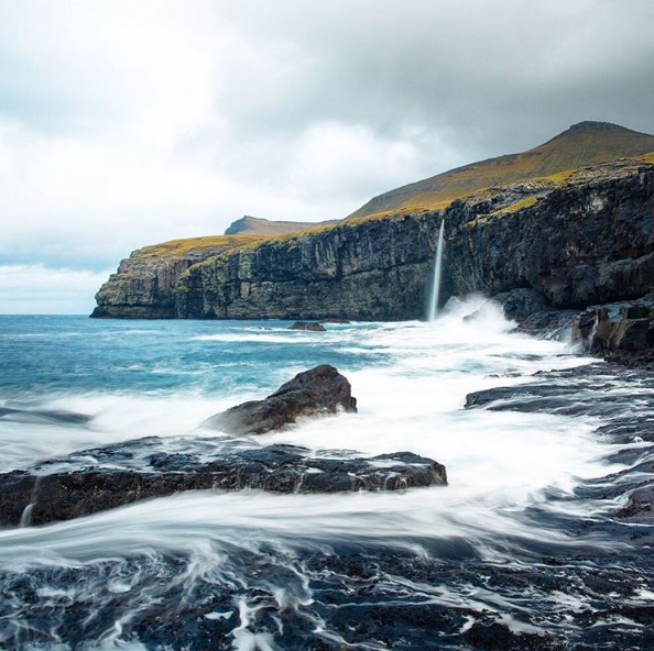 O americano Chris Burkard arrasa com fotos de viagens no Instagram e dá dicas para turbinar o perfil e deixar os cliques mais bonitos