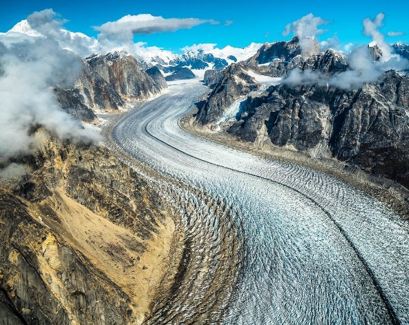 O americano Chris Burkard arrasa com fotos de viagens no Instagram e dá dicas para turbinar o perfil e deixar os cliques mais bonitos